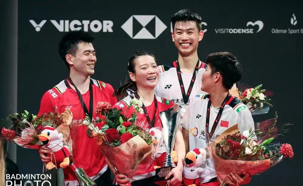 日本队横扫丹麦队，郑思维扛起全队