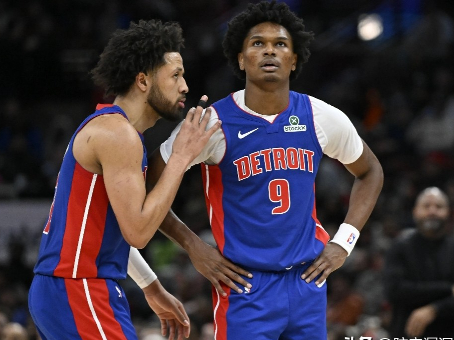 勇士完胜吉林队，杜兰特关键制胜