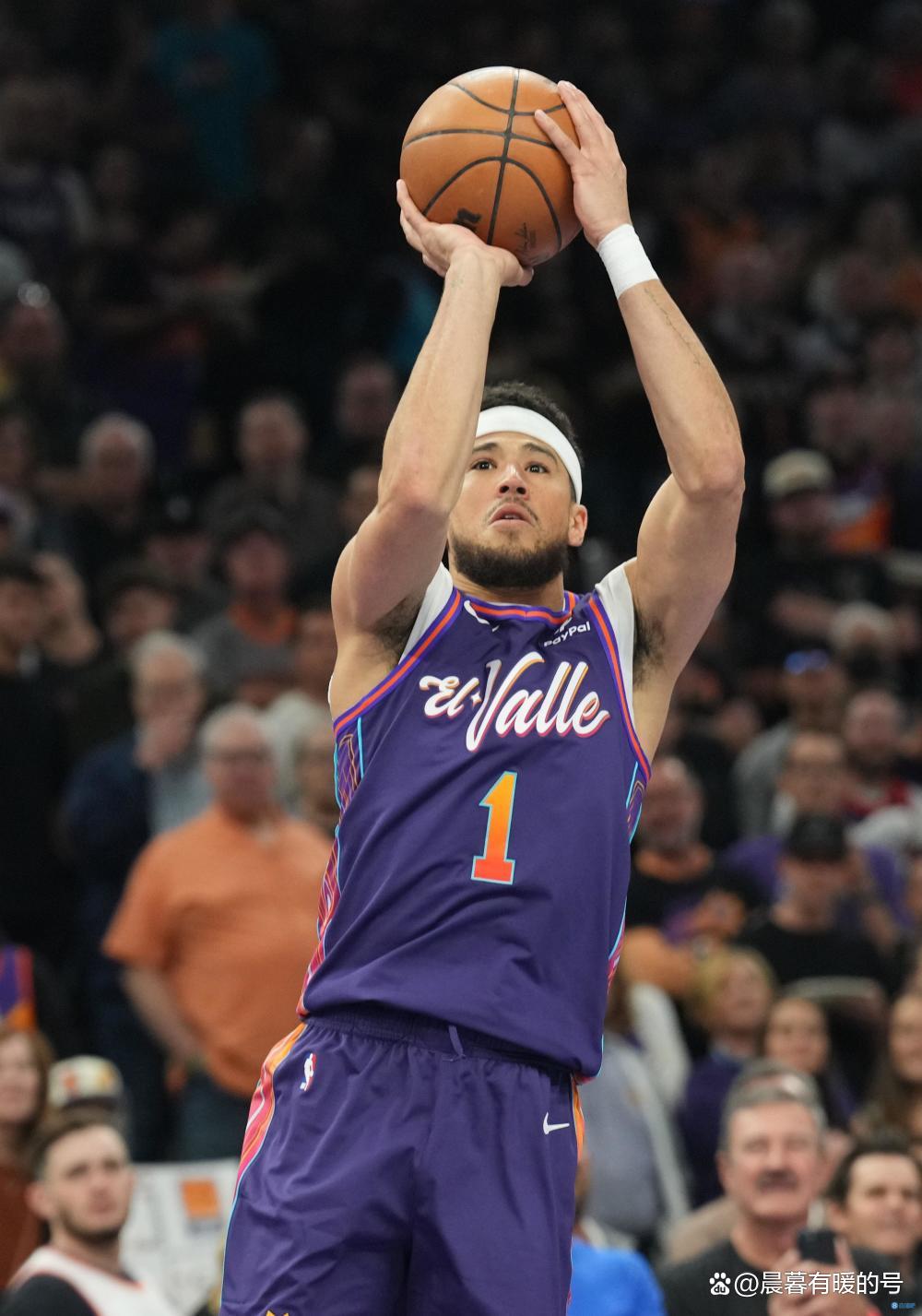 爵士鏖战公牛，布克高光表现