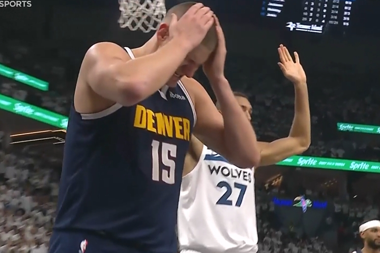 掘金力克骑士，恩比德惊艳四座