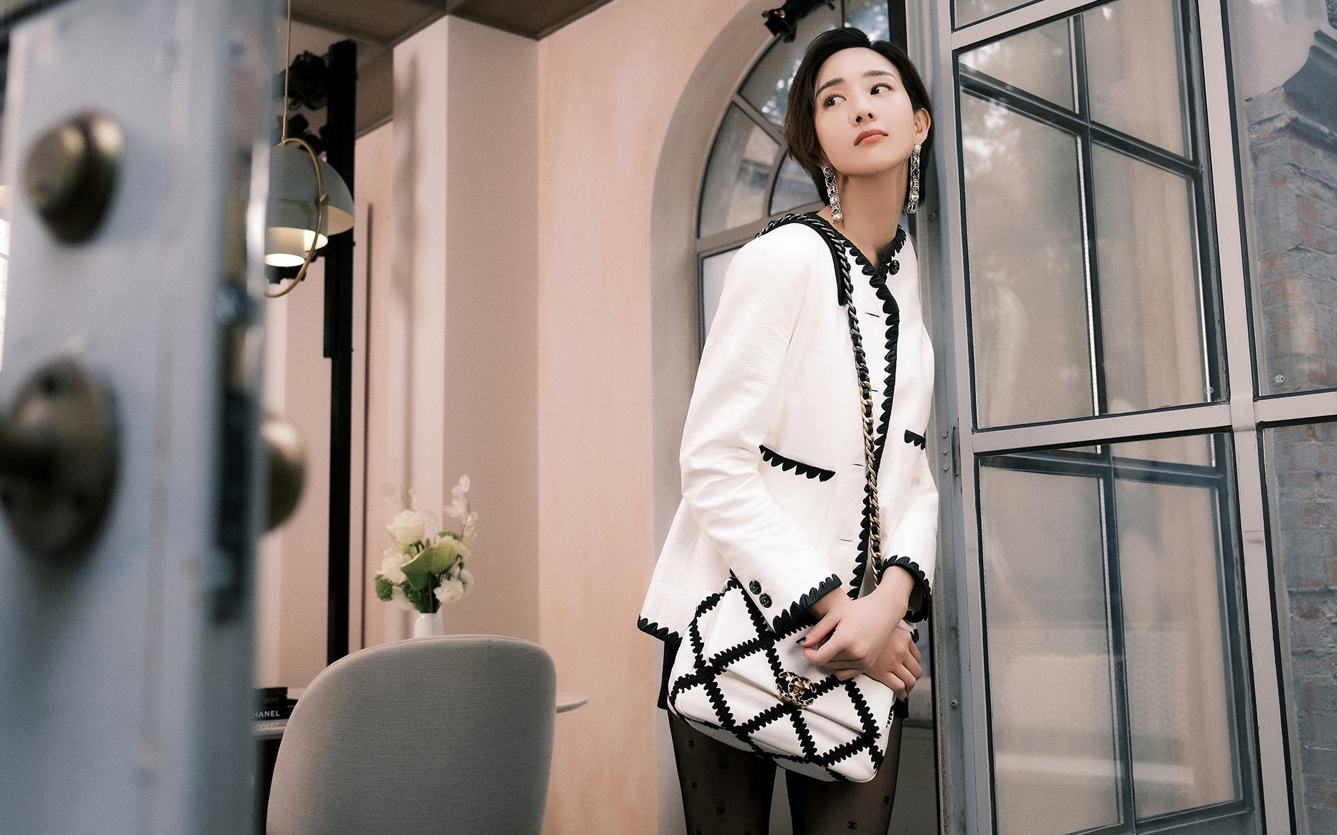 意外的平行赛道,当F1车手在摩纳哥想起希腊打穿法国的夜晚